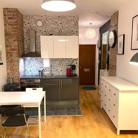 Apartamento Cozy Gem In The Heart Of Design District Helsinki Exterior foto